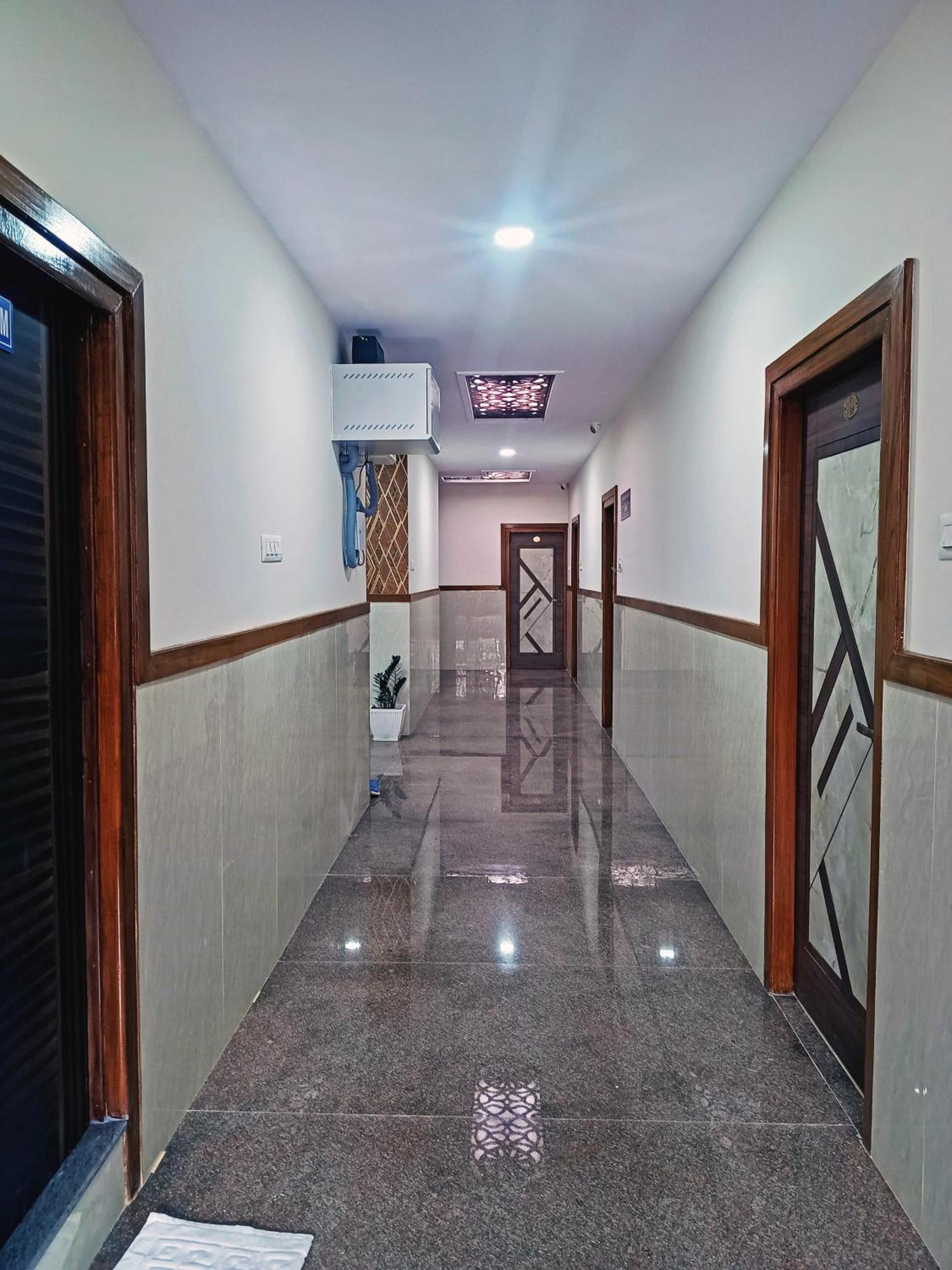 Hotel Achhu Palace バンガロール エクステリア 写真