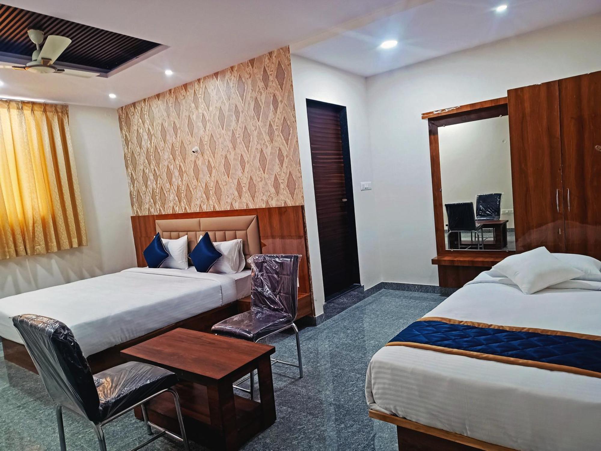 Hotel Achhu Palace バンガロール エクステリア 写真